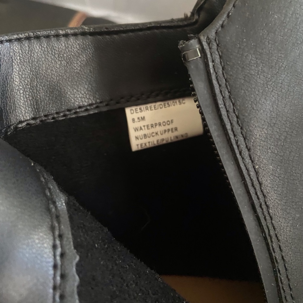 Women's Black Ankle Boots 8.5 - Picture 4 of 5